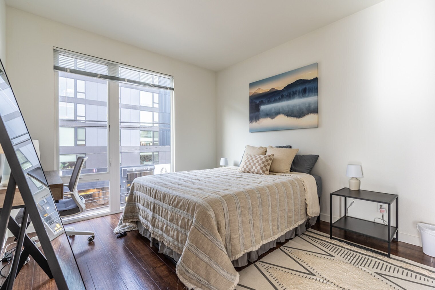 Building Photo - 2407 E Union St