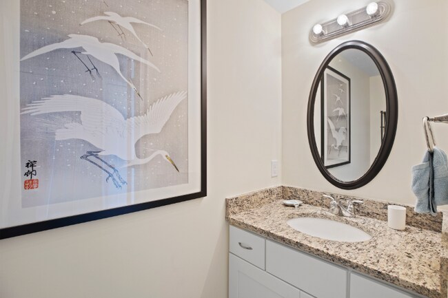 Building Photo - 128 Ashworth Ave