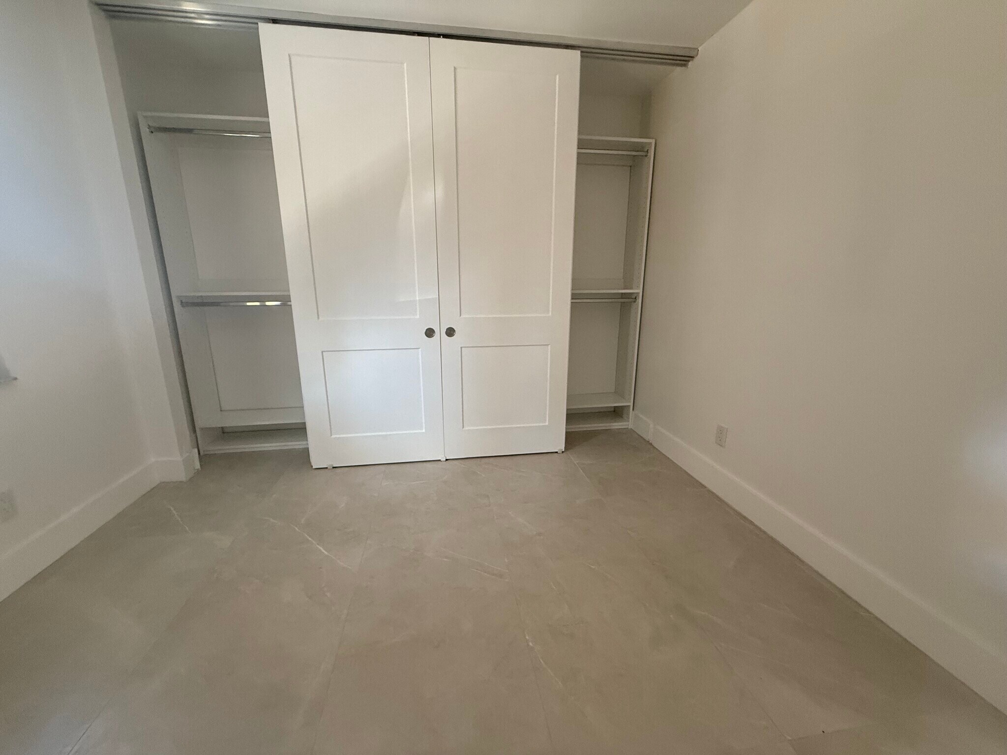 Building Photo - 1762 SW 131st Place Cir S