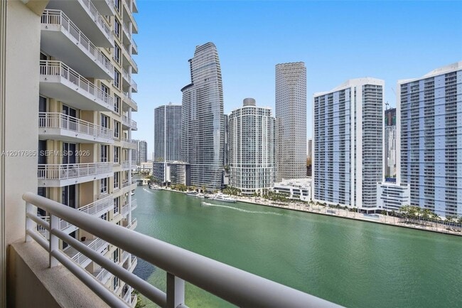 Building Photo - 888 Brickell Key Dr