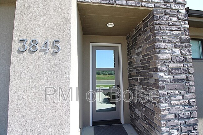 Building Photo - 3845 S Eckert Rd