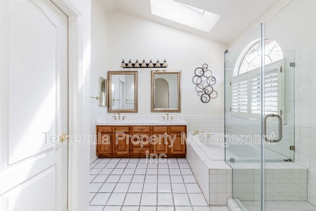 Building Photo - 31429 Corte Tunas