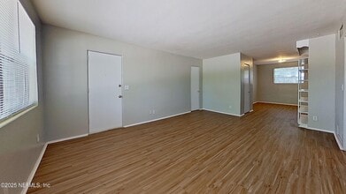 Building Photo - 3034 Belden St