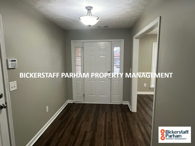 Building Photo - Beautiful Brick Home, Located off Blackmon...