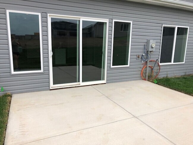Building Photo - 5033 W Stampede Ln