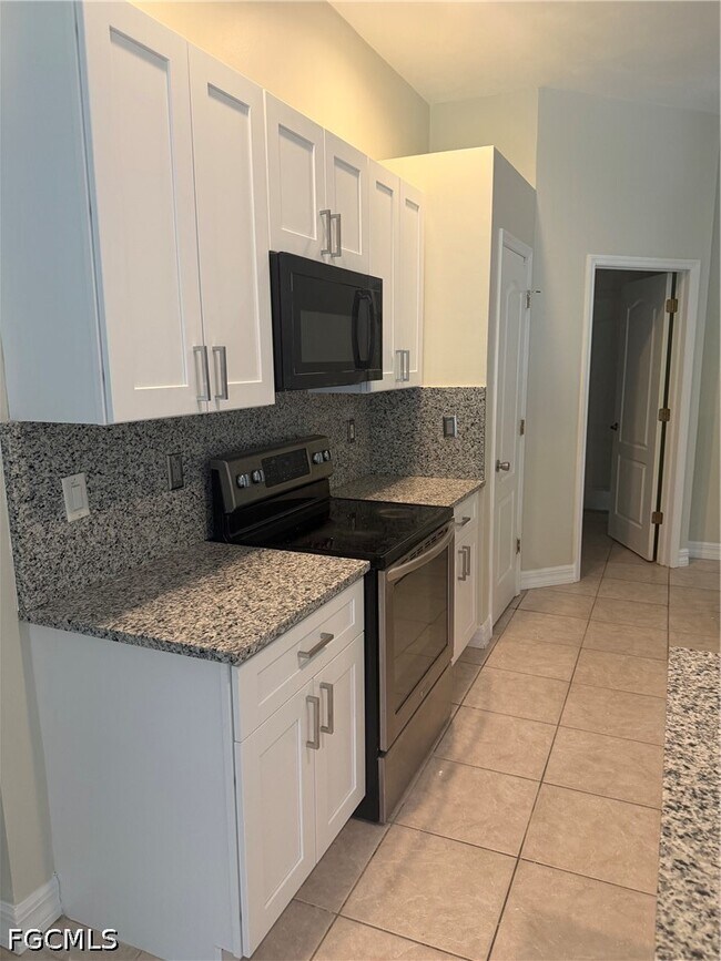 Building Photo - 614 SW 57th St