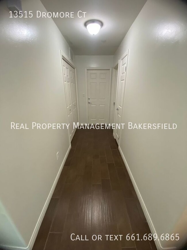 Building Photo - 13515 Dromore Ct