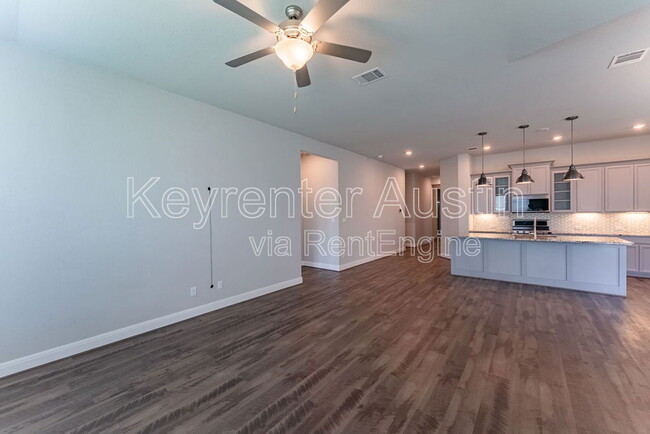 Building Photo - 1017 Coulee Dr