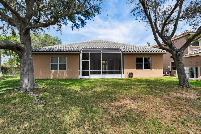 Building Photo - 12372 Cascades Pointe Dr