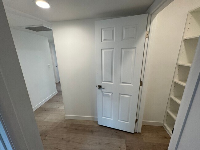 Building Photo - 431 N Alhambra Ave