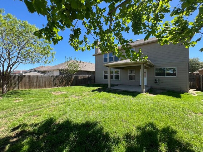 Building Photo - 9221 Comanche Ridge Dr
