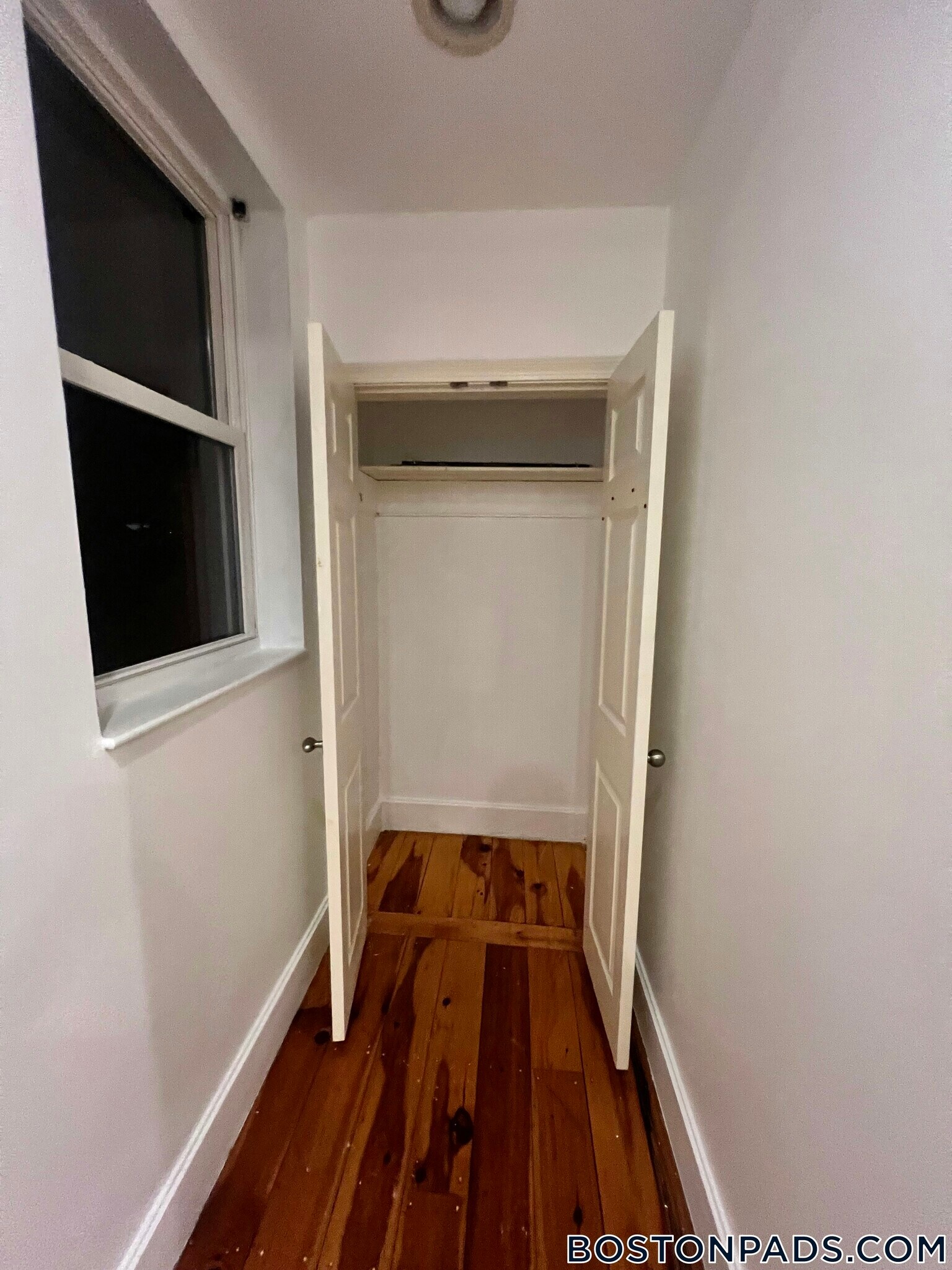 Building Photo - 1 Centre St Ter