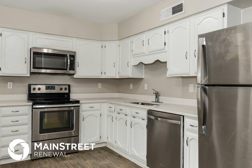 Building Photo - 7905 Simpkins Pl