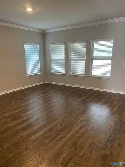 Building Photo - 14980 Westmeade Ln