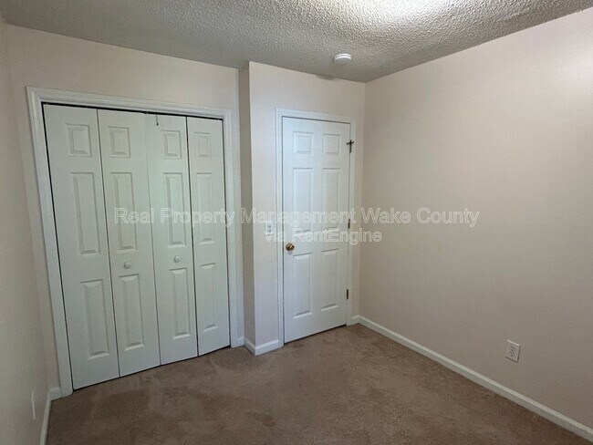 Building Photo - 7016 Epping Forest Dr