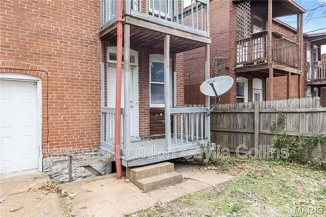 Building Photo - 4234 Dewey Ave