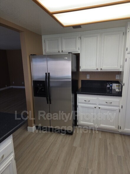 Building Photo - 22817 Windwood Ln
