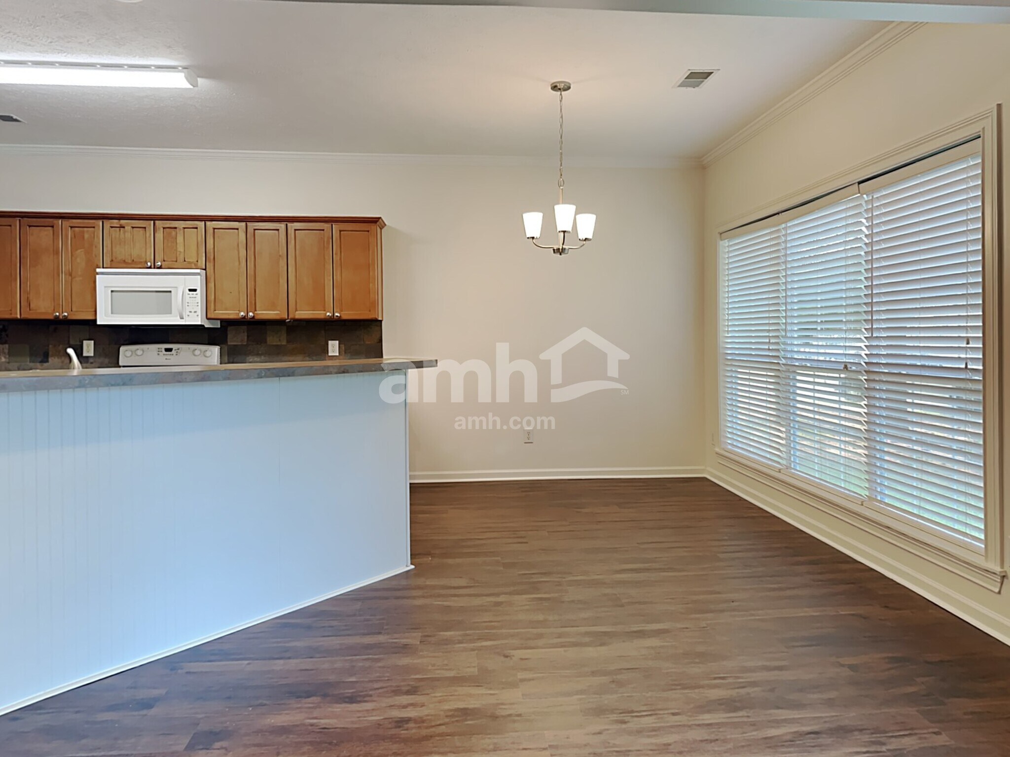 Building Photo - 109 Magnolia Dr