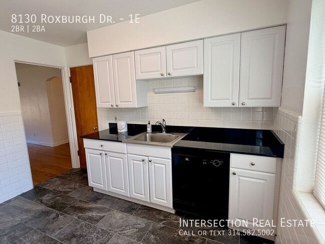 Building Photo - 8130 Roxburgh Dr