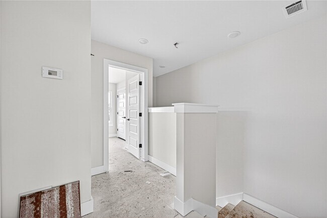 Building Photo - 1348 S Yampa Bnd