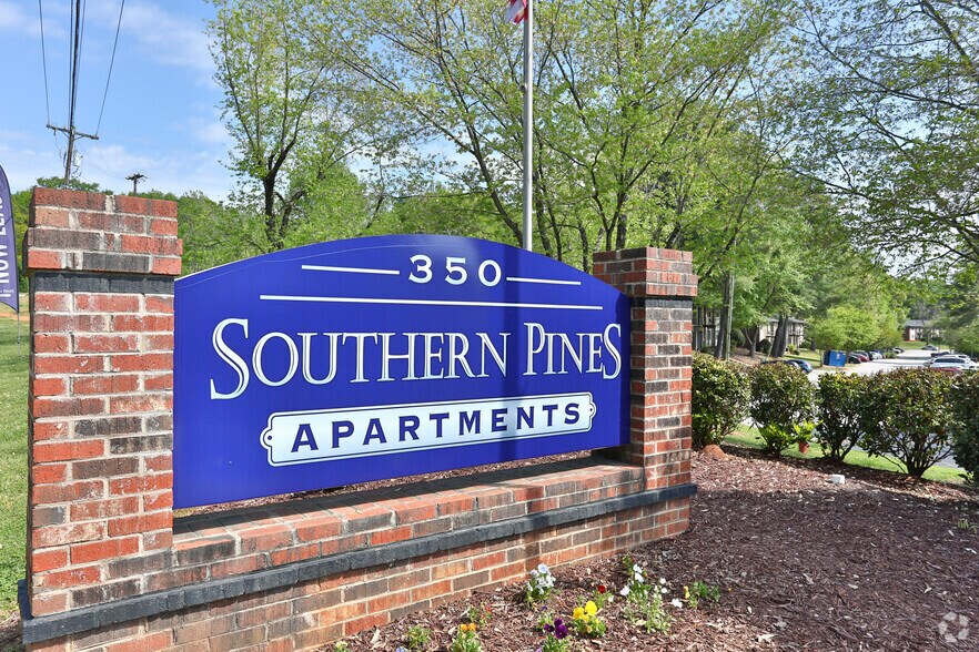 Southern Pines 350 Bryant Rd Spartanburg SC 29303 Apartment Finder