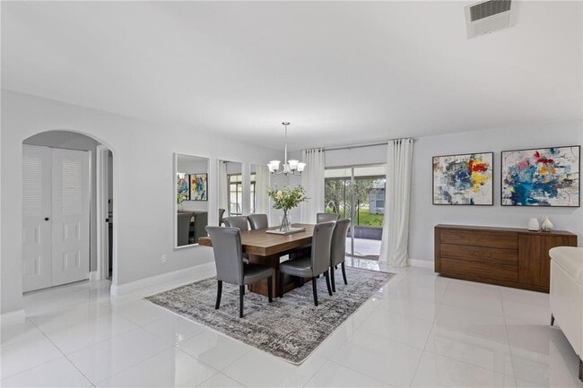 Building Photo - 10303 Lollipop Ln