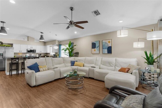 Building Photo - 25354 Geddy Dr