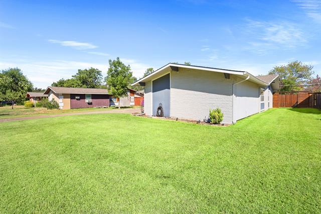 Building Photo - 3439 High Mesa Dr