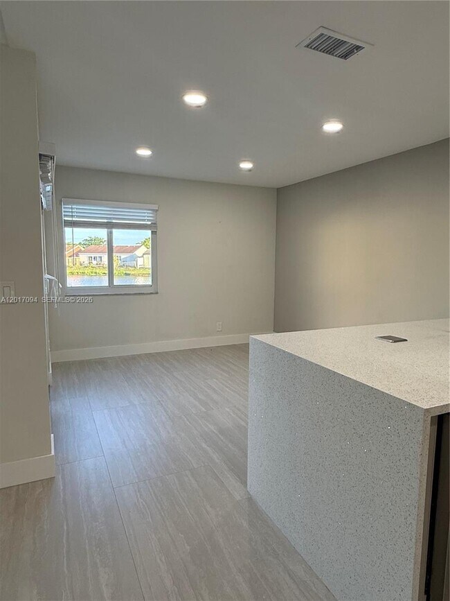 Building Photo - 18818 Cloud Lake Cir