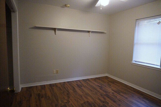 Building Photo - Southern Hills Remodeled Home