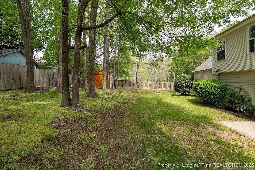 Building Photo - Room in House on Feldspar Way