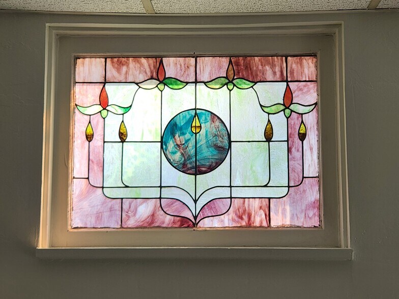 Stained Glass - 61 N Linwood Ave