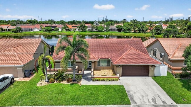 Building Photo - 9505 Majestic Way