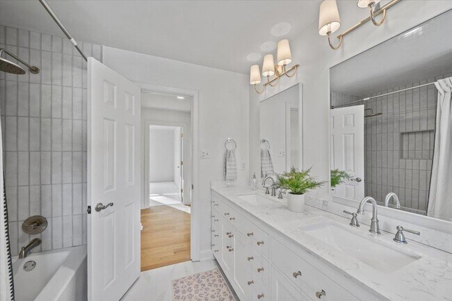 Building Photo - 3103 Heathstone Cove