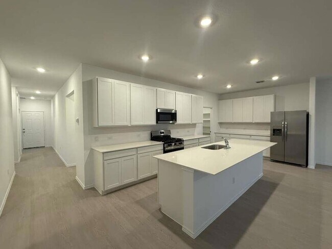 Building Photo - 18022 Lark Sparrow Dr