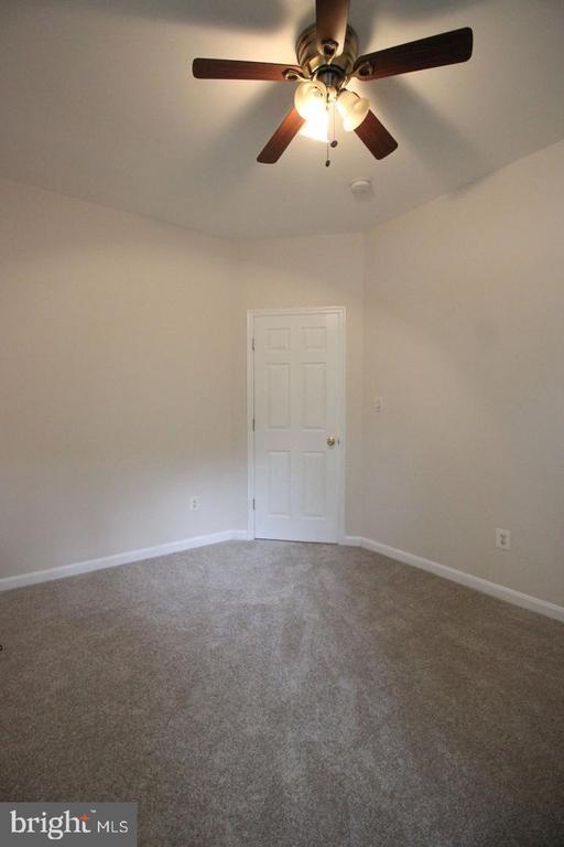 Building Photo - 46140 Cecil Terrace