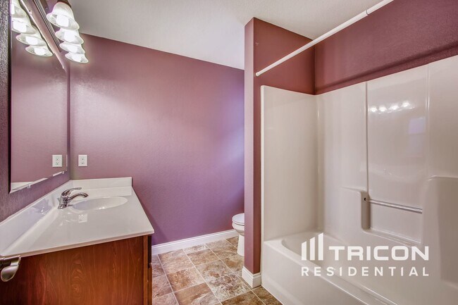 Building Photo - 12386 69th Ln NE
