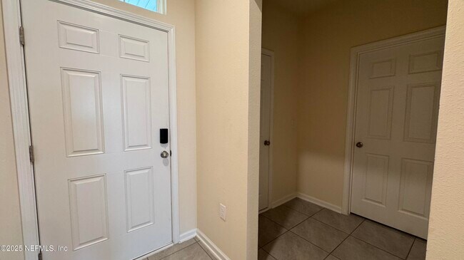 Building Photo - 443 Coastline Wy