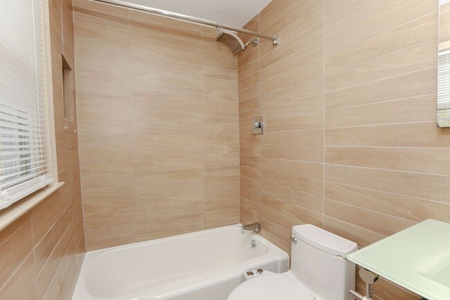 Building Photo - Elizabeth Lake Estates