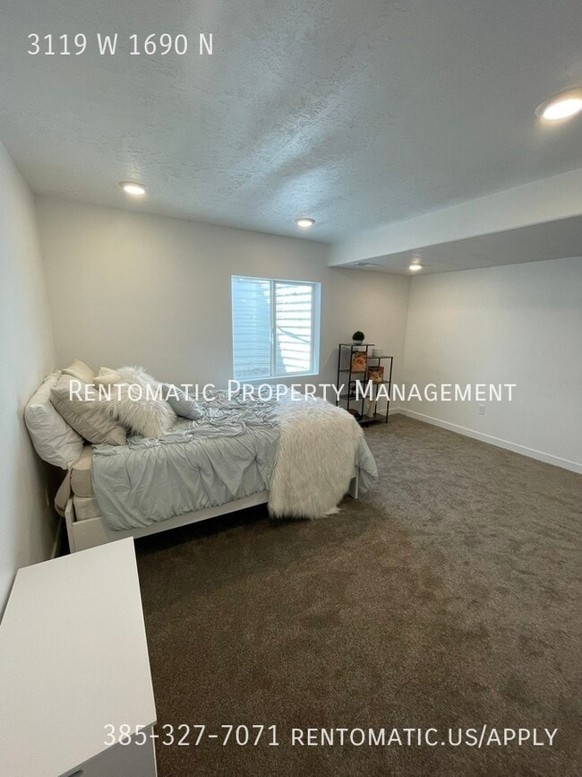 Building Photo - 3119 W 1690 N