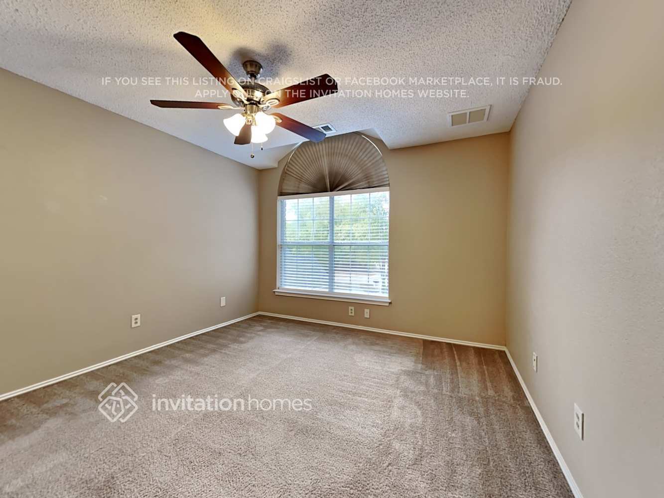 Building Photo - 3823 Branch Hollow Cir