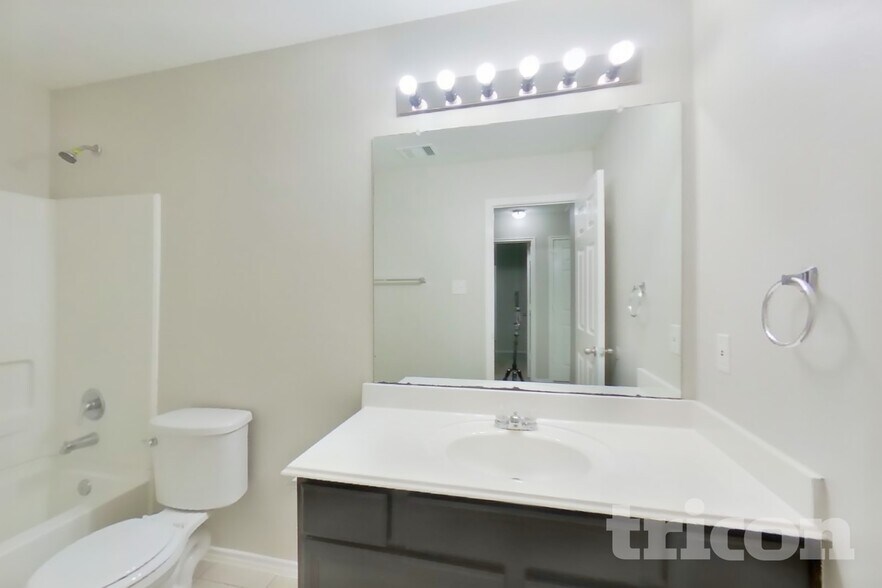 Building Photo - 8515 Bartletts Harbor Ct