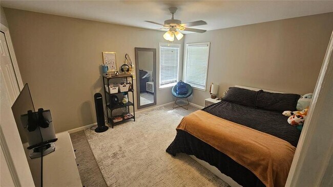 Building Photo - 6116 Braidwood Ln