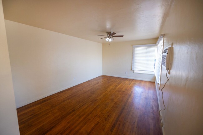 Building Photo - 3BR/2BA - Single Family Home in El Cajon!