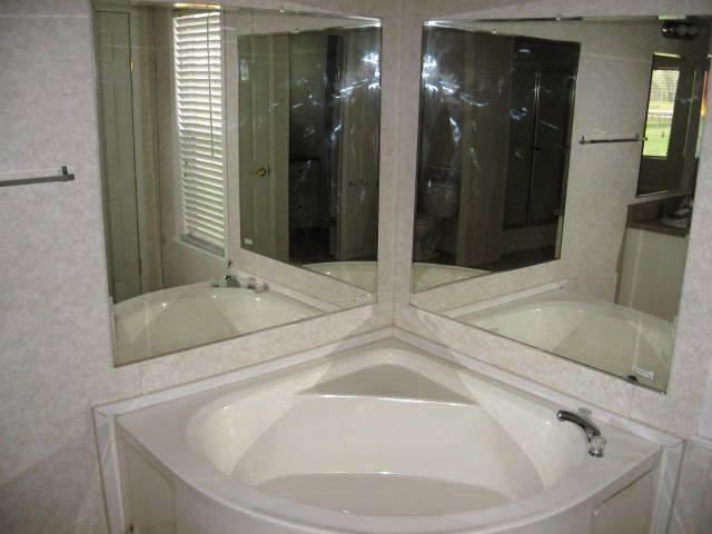 Building Photo - 9413 Alabama St