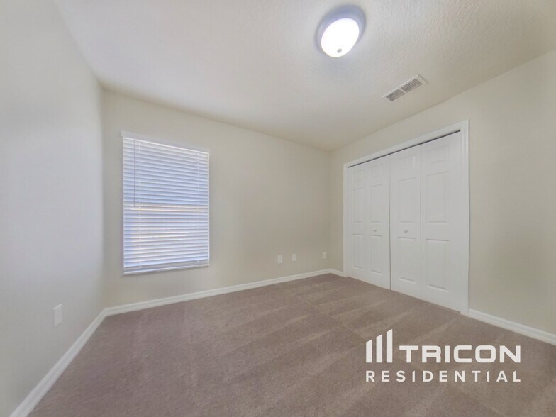 Building Photo - 607 Coral Way