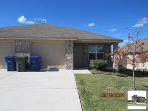 Building Photo - 313-B Lost Trail, Copperas Cove, TX 76522