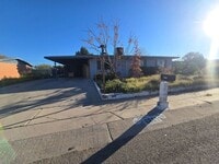 Building Photo - Rooms for Rent – Furnished, Lockable, & Private Backyard! 6 Spots Open.