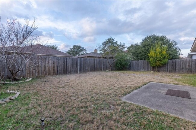 Building Photo - 17302 Dashwood Creek Dr