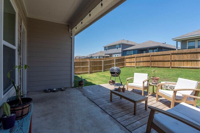 Building Photo - 12404 Silversmith Ln